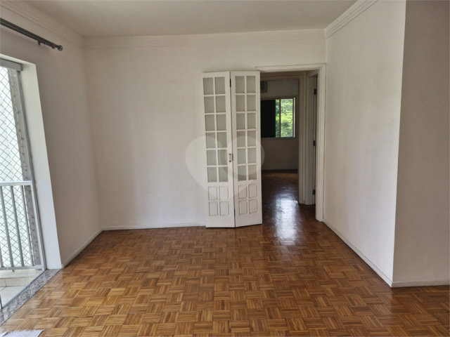 Apartamento à venda com 3 quartos em Jardim Marajoara, São Paulo, SP
