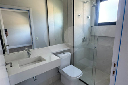 Casa à venda com 4 suítes no condomínio Villas do Golf, Itu - SP