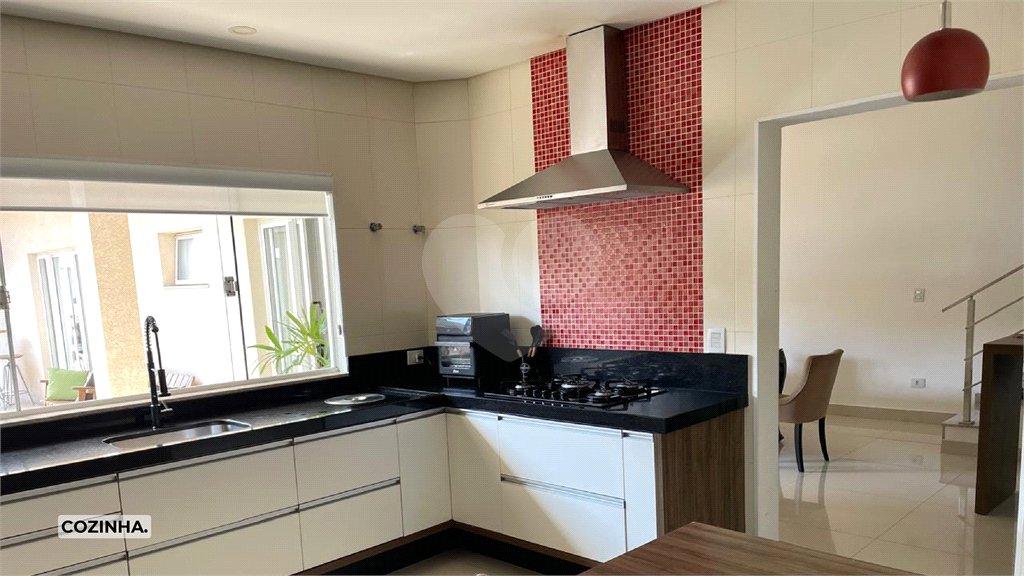 Casa à venda com 3 quartos, sendo 1 suíte, em Vila Rica, Atibaia, SP