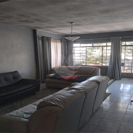 Casa Térrea à venda com 3 quartos em Vila Gustavo, São Paulo, SP