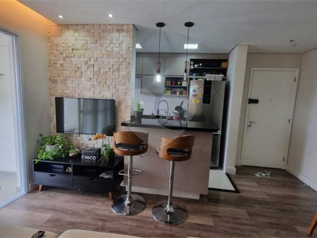 Apartamento à venda com 3 quartos, sendo 1 suíte,  em Chácara São João, São Paulo, SP