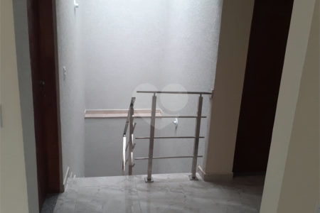 Casa à venda com 3 quartos, sendo 1 suíte, em Nova Cerejeira, Atibaia, SP