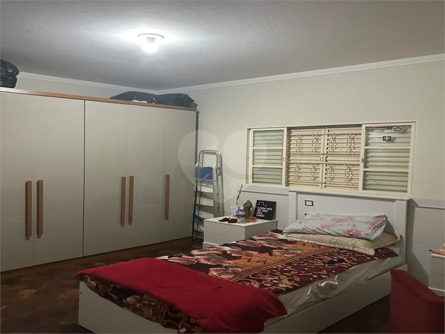 Casa Térrea 2 dormitórios 1 suíte.