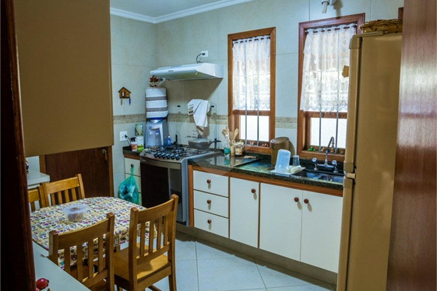 Sobrado à venda com 4 quartos, sendo 3 suítes, em Mandaqui, São Paulo, SP