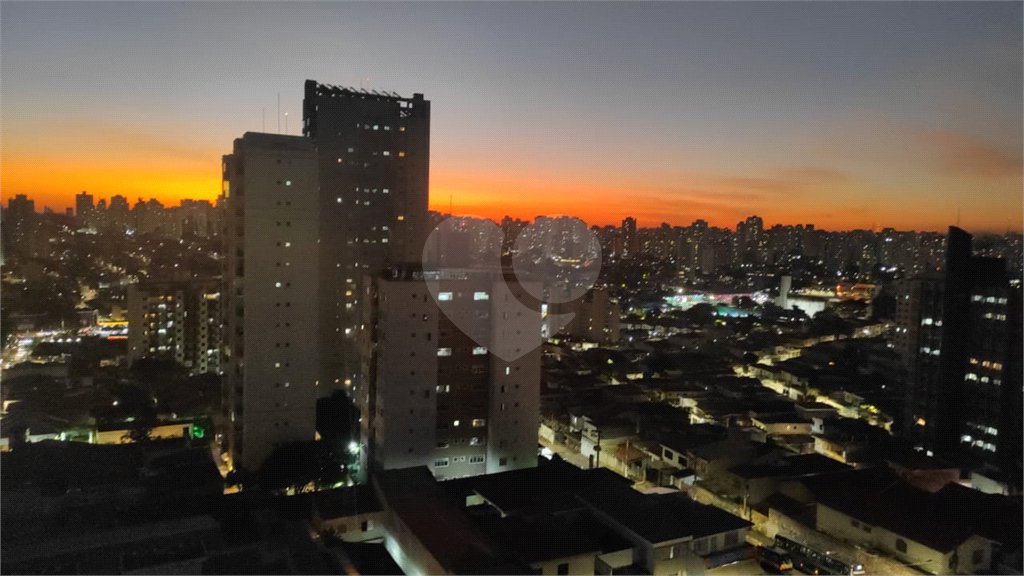 Apartamento à venda com 3 quartos, sendo 1 suíte,  em Vila Santo Estéfano, São Paulo, SP
