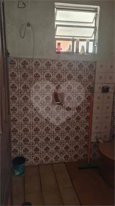 Casa com 183m², 3 dormitórios, 2 vagas, à venda em Santo André