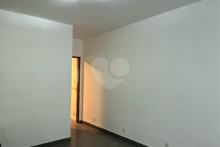 Casa à venda com 3 quartos, sendo 1 suíte,  em Vila Figueira, Suzano, SP