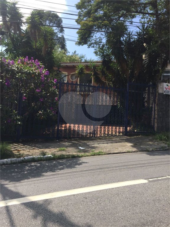 Casa à venda com 3 quartos, sendo 1 suíte, em Tucuruvi, São Paulo, SP