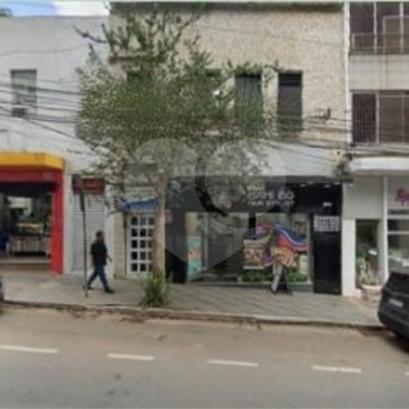 Sobrado comercial com 150m² , 7 salas , 3 banheiros , para locação na Bela Vista.