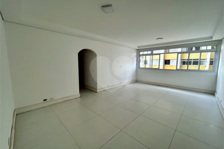 Apartamento de 105 m2, 3 dorms, 2 vagas livres em Perdizes