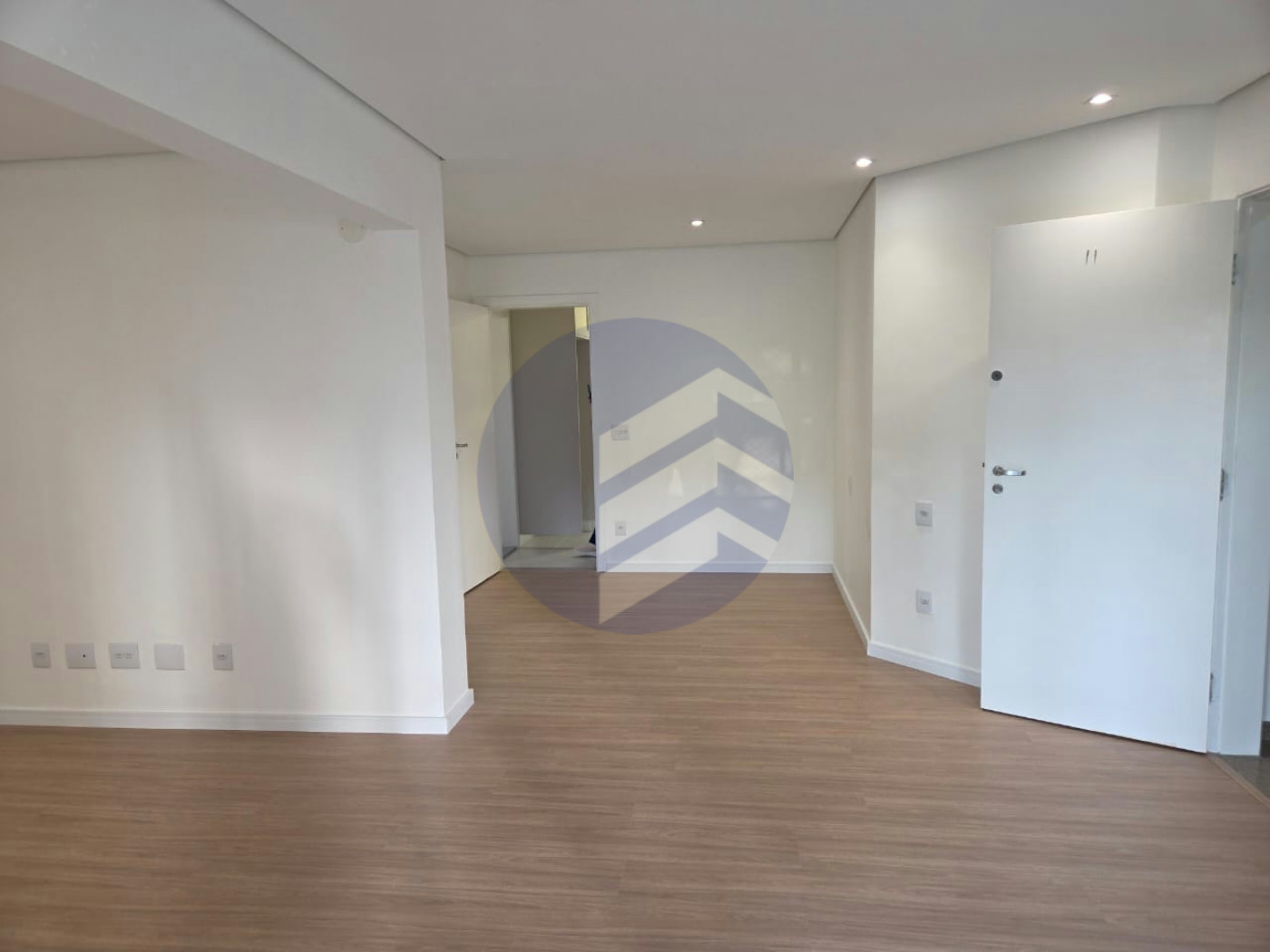 Apartamento à venda com 3 quartos, sendo 1 suíte, em Vila Andrade, São Paulo - SP