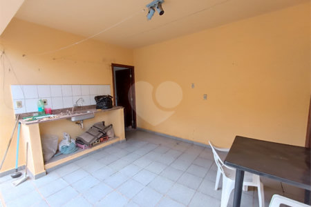 Casa à venda com 6 quartos, sendo 2 suítes, no Centro, Itapetininga, SP