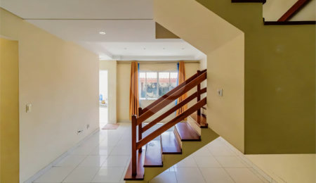 Casa à venda com 3 quartos, sendo 1 suíte, no condomínio Villa Bella, São Paulo - SP