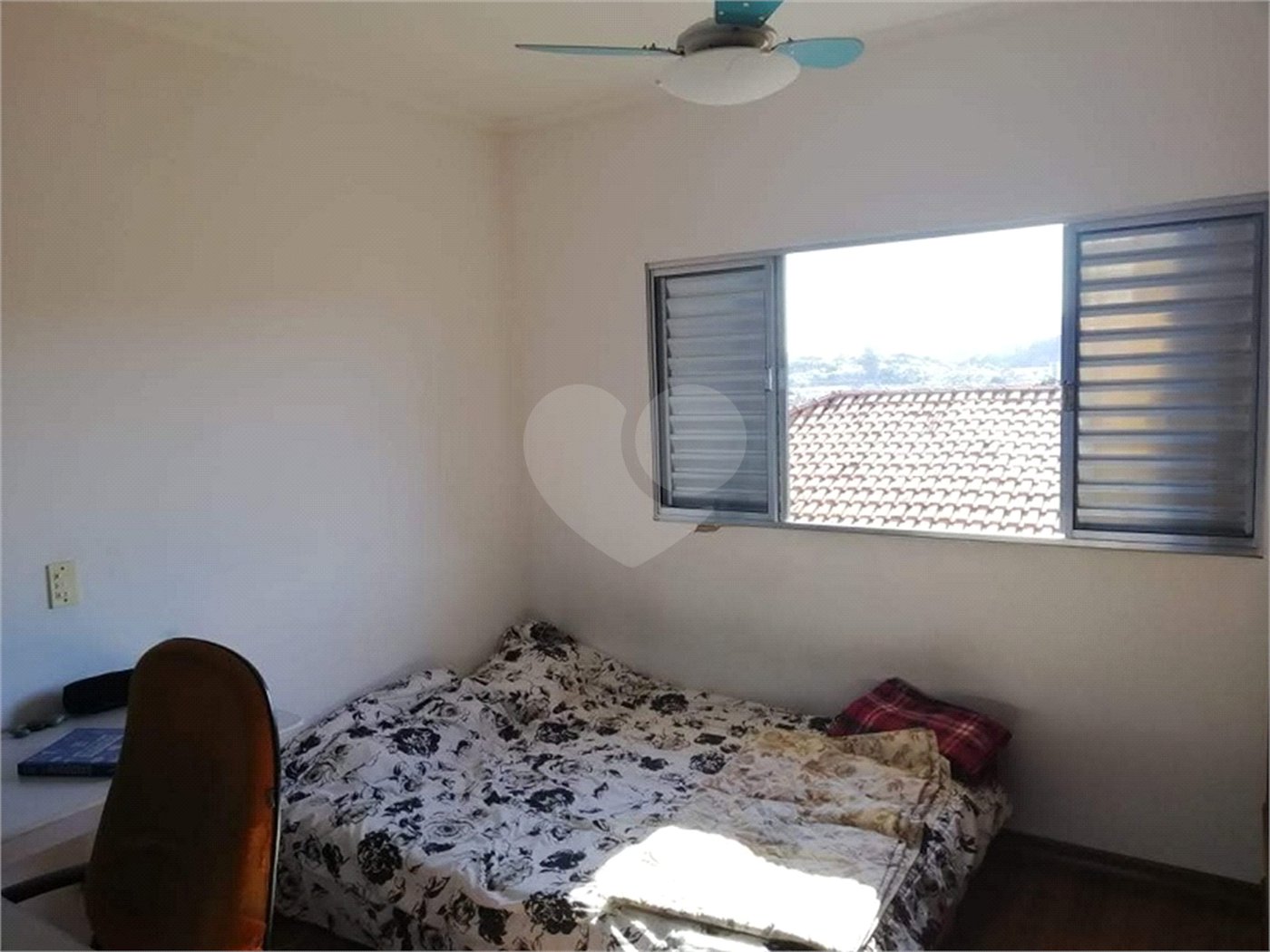 Sobrado à venda com 3 quartos, sendo 1 suíte, em Tremembé, São Paulo, SP
