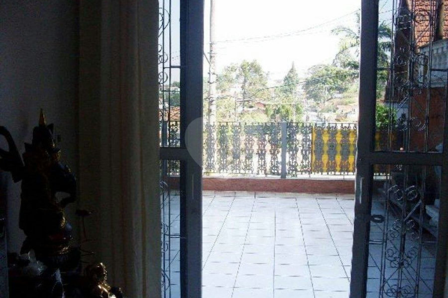 Sobrado à venda com 3 quartos, sendo 1 suíte, em Horto Florestal, São Paulo, SP