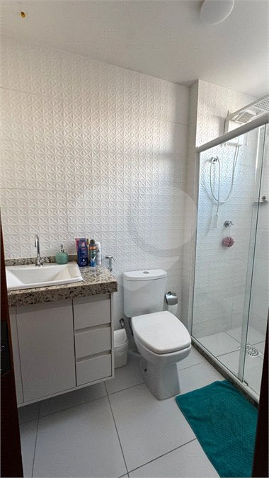 Casa em condomínio à venda com 4 quartos, sendo 2 suítes, em Palmeiras, Cabo Frio, RJ
