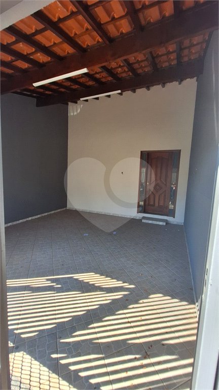 Sobrado à venda com 2 suítes em Jardim Itamaracá, Indaiatuba, SP