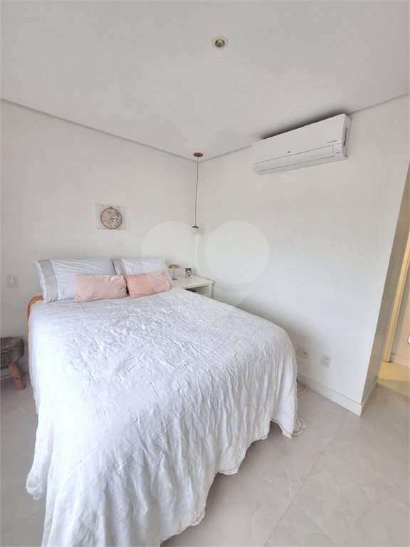 Apartamento à venda com 3 quartos, sendo 1 suíte,  em Vila Andrade, São Paulo, SP