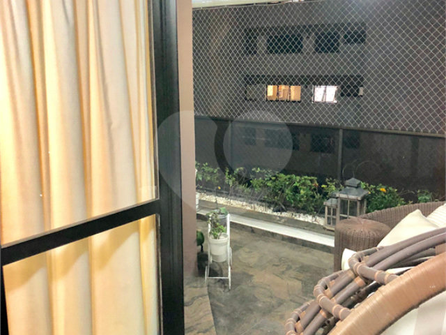 Apartamento à venda com 3 suítes em Tatuapé, São Paulo, SP