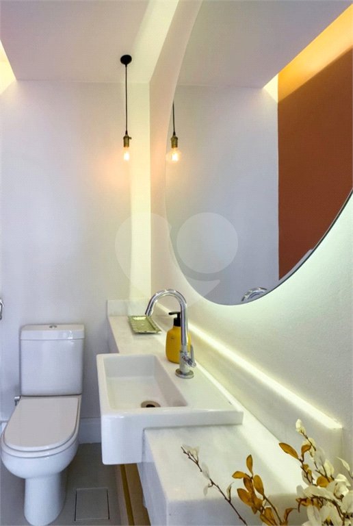 Apartamento à venda com 3 quartos, sendo 1 suíte, em Vila Olímpia, São Paulo, SP