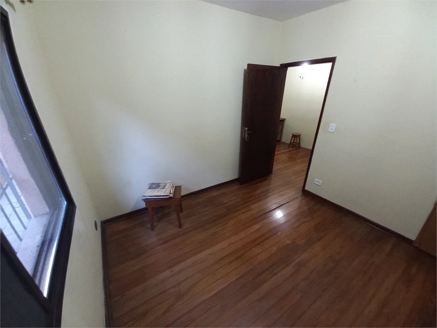 Casa à venda com 4 quartos, sendo 2 suítes, em Parque Esmeralda, São Paulo, SP