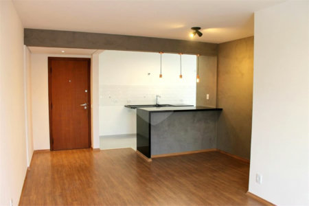 Apartamento à venda com 3 quartos, sendo 1 suíte, em Vila Pompéia, São Paulo, SP