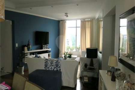 Apartamento à venda com 3 quartos, sendo 1 suíte, em Vila Andrade, São Paulo, SP