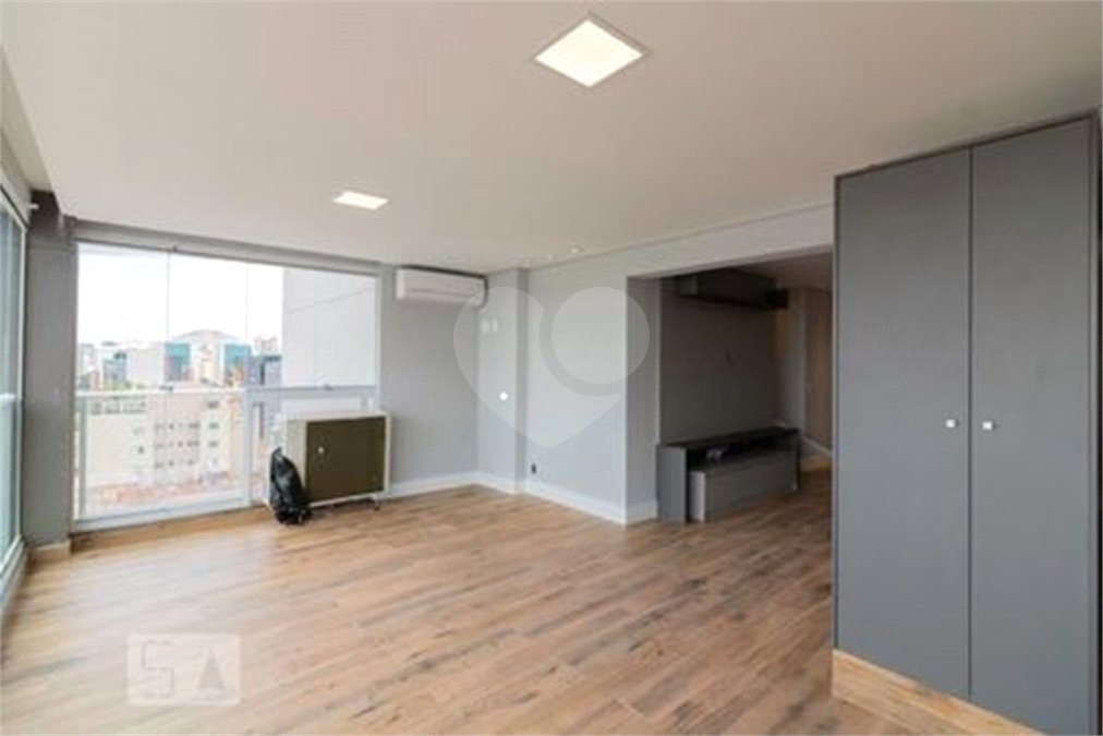 Apartamento à venda com 3 quartos, sendo 1 suíte, em Indianópolis, São Paulo, SP