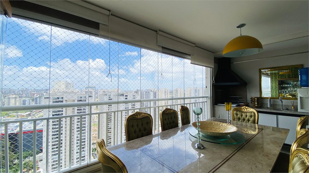 Apartamento à venda com 3 quartos, sendo 1 suíte, no Centro, São Bernardo do Campo, SP