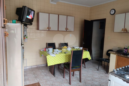 Casa à venda com 4 quartos em Vila Constança, São Paulo, SP