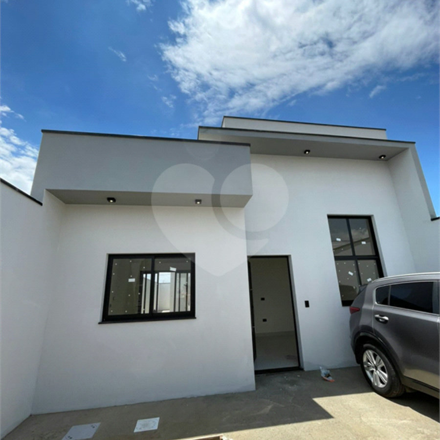 Casa à venda com 3 quartos, sendo 1 suíte, em Jardim Novo São Pedro, Salto, SP