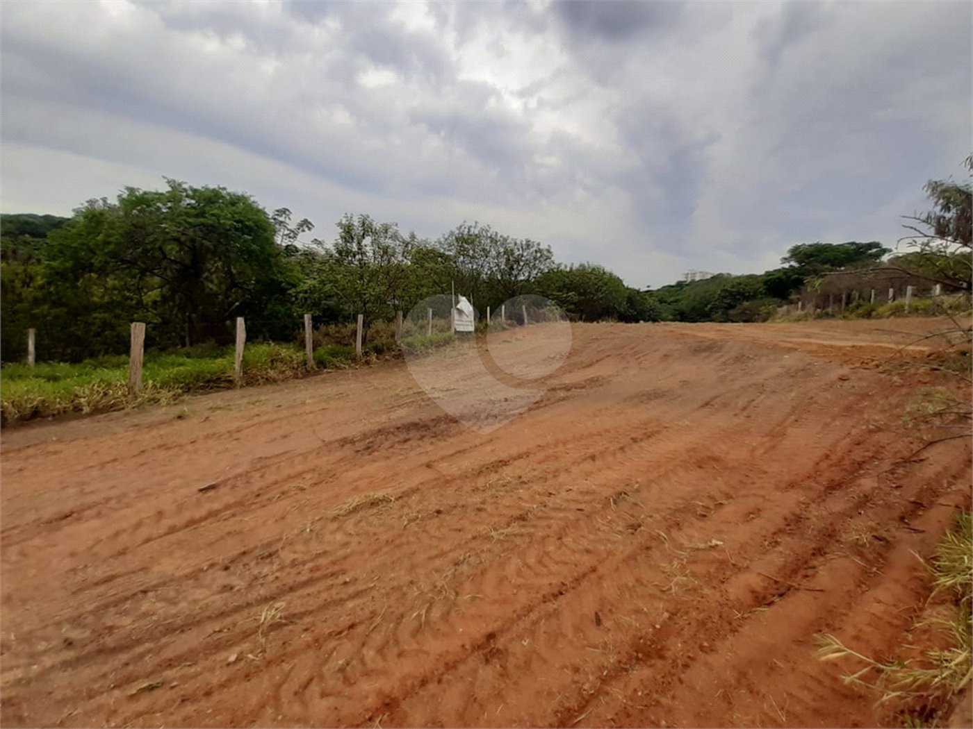 Terreno à venda em Jardim Leocádia, Sorocaba, SP