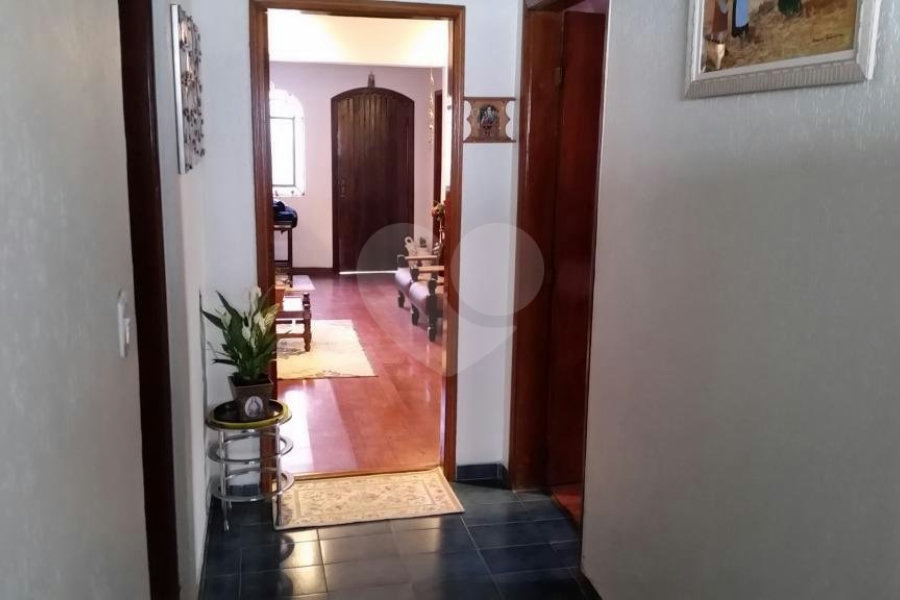 Casa à venda com 3 quartos em Horto, São Paulo, SP