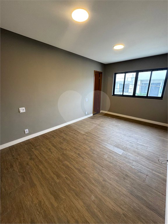 Casa à venda com 5 quartos, sendo 4 suítes, no condomínio Grand Park, Rio de Janeiro - RJ