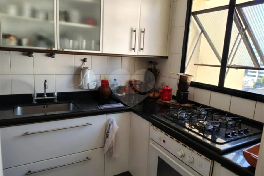 Apartamento à venda com 3 quartos, sendo 1 suíte, em Jabaquara, São Paulo, SP