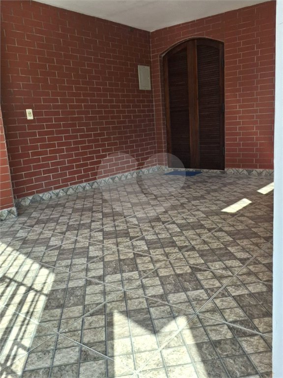 Casa à venda com 3 quartos em Jaraguá, São Paulo, SP