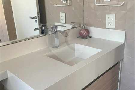 Apartamento à venda com 3 suítes no Centro, Santo André, SP