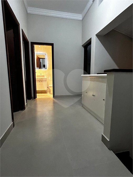 Casa à venda ou para alugar com 5 quartos, sendo 2 suítes, no condomínio Fazenda São Joaquim, Vinhedo - SP
