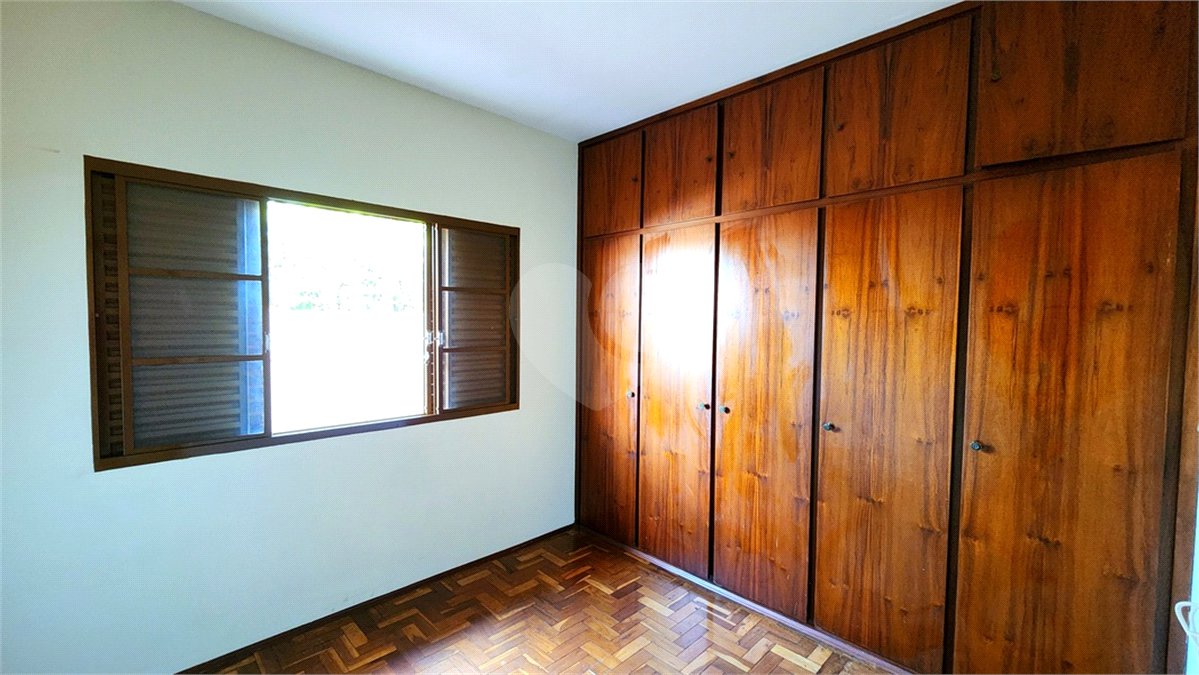 Casa à venda com 3 quartos, sendo 1 suíte, no Centro, Araraquara, SP