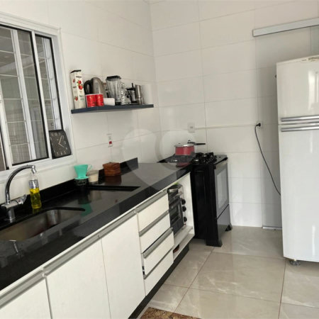 Casa à venda com 2 suítes em Cidade Jardim, Araraquara, SP