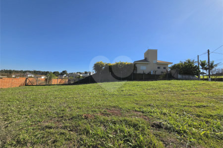 Terreno à venda no condomínio Village Araçoiaba, Araçoiaba da Serra - SP