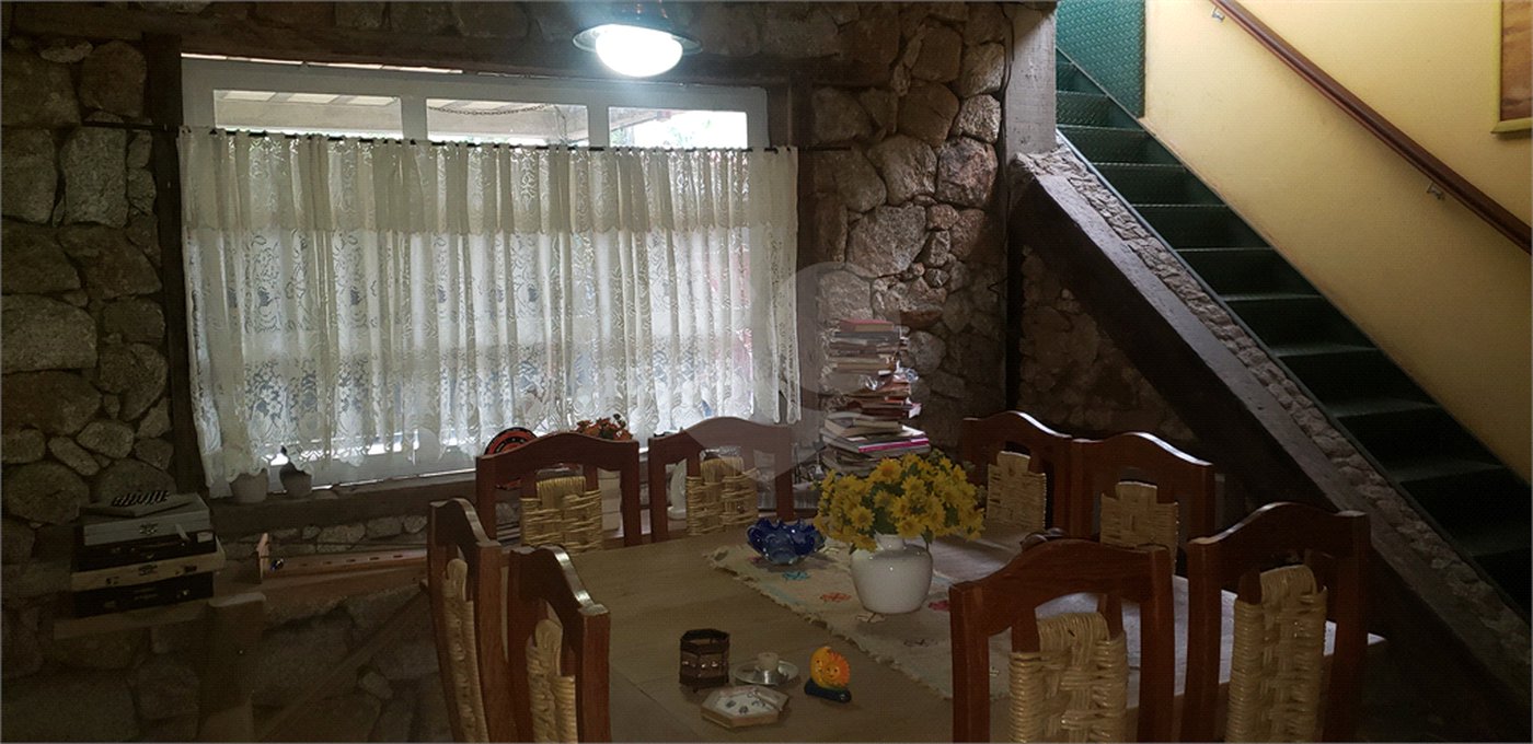Casa à venda com 4 quartos, sendo 1 suíte, em Serra da Cantareira, Mairiporã, SP
