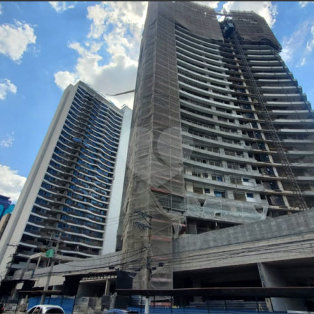 Apartamento à venda com 3 suítes em Moema, São Paulo, SP