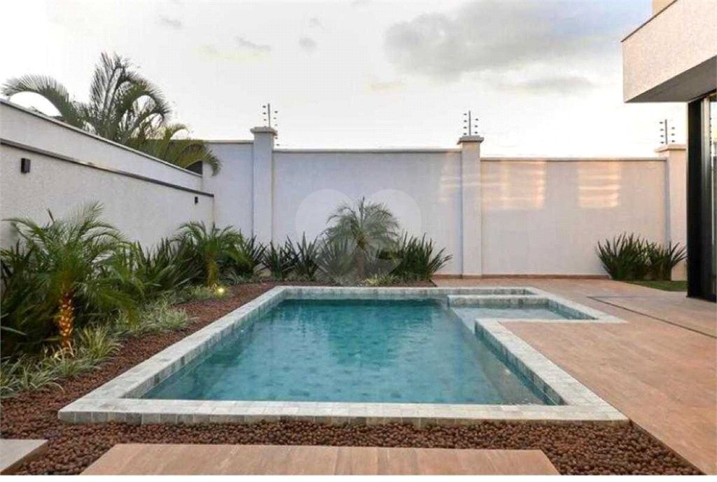 Casa à venda com 3 suítes no condomínio Alphaville Esplanada 4, Votorantim - SP