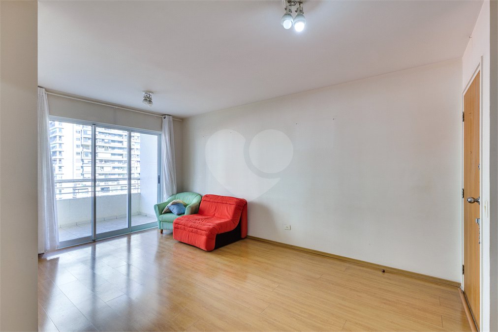 Apartamento à venda com 3 quartos, sendo 1 suíte, em Chácara Santo Antônio (zona Sul), São Paulo, SP