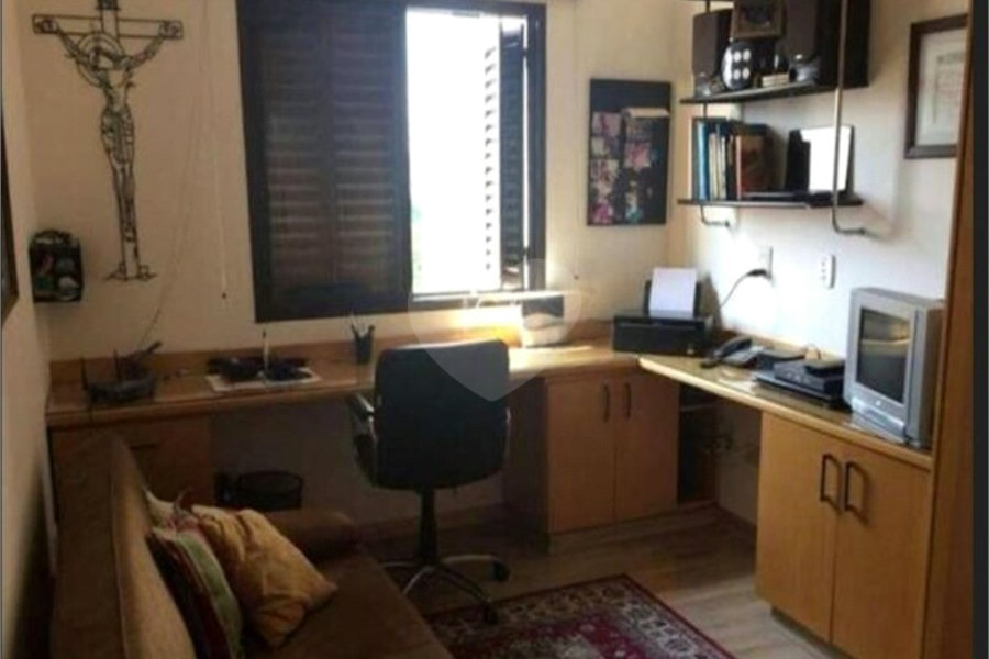 Apartamento à venda com 4 quartos, sendo 3 suítes, em Morumbi, São Paulo, SP