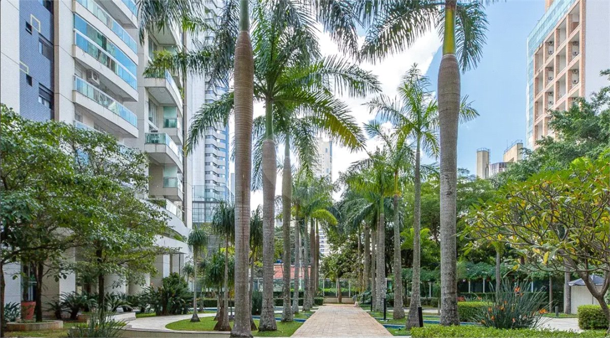 Apartamento à venda com 4 quartos, sendo 3 suítes, em Cidade Monções, São Paulo, SP