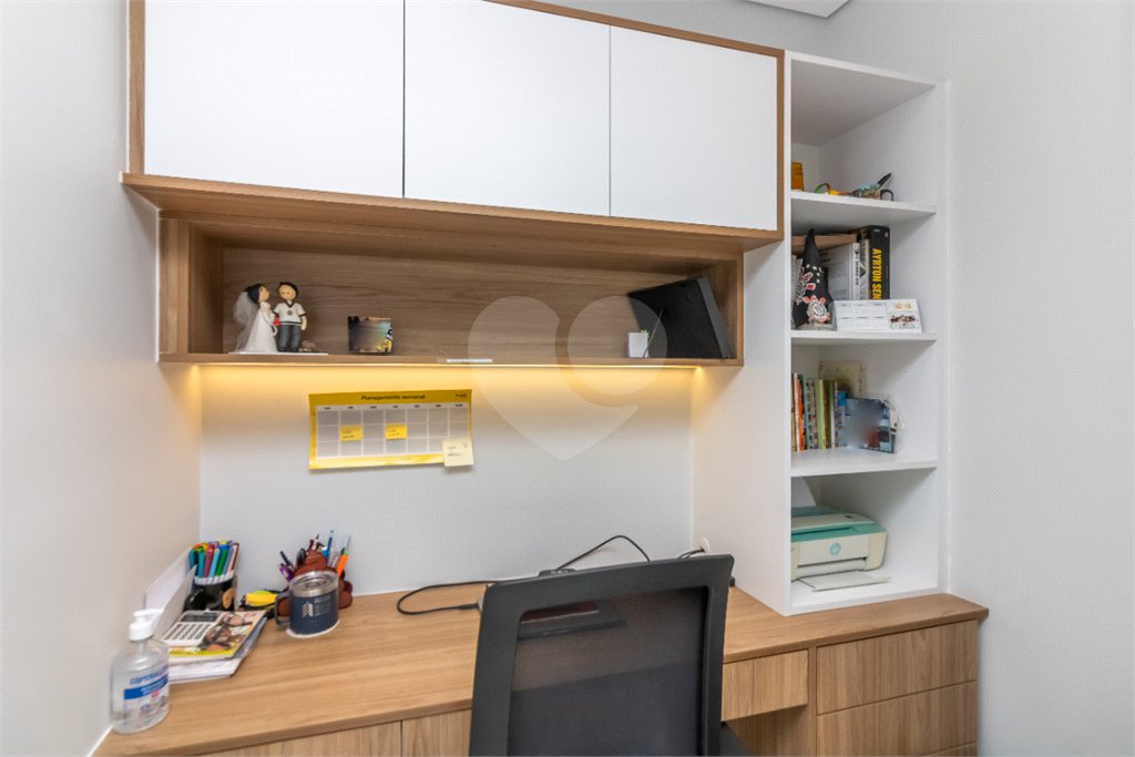 Apartamento à venda com 4 quartos, sendo 2 suítes, em Jardim Prudência, São Paulo, SP