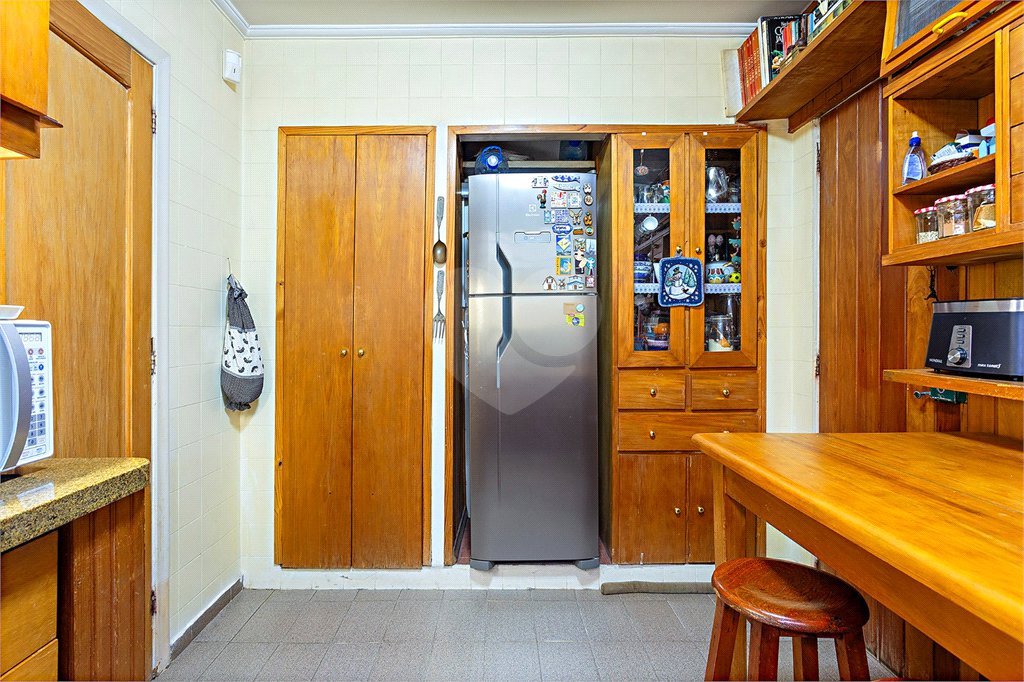 Sobrado à venda com 3 quartos em Jardim Petrópolis, São Paulo, SP