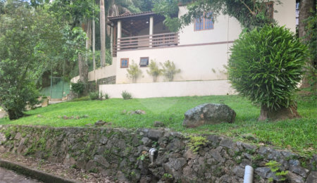 Sítio à venda com 6 quartos, sendo 3 suítes,  em Serra da Cantareira, Mairiporã, SP